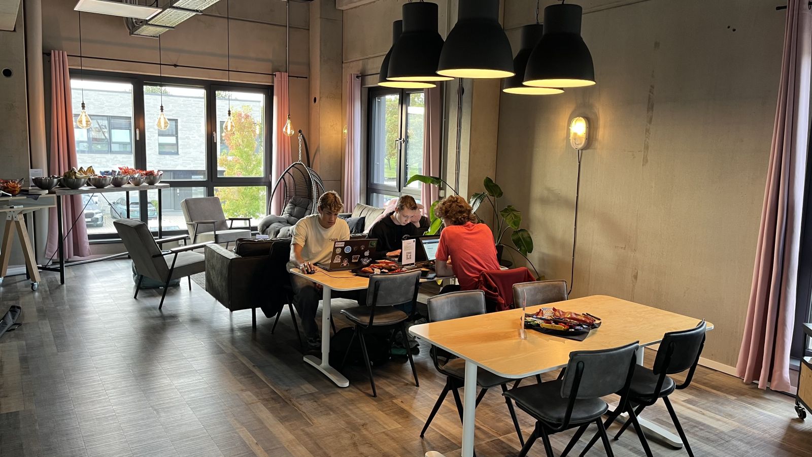 Hitzeschutz per Code: Das AGB beim Hackathon Rhein-Erft